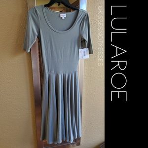 LuLaRoe Nicole dress